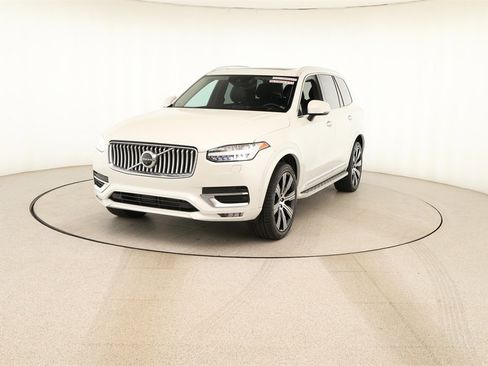 Used 2022 Volvo XC90 T6 Inscription w/ Advanced Package image 12
