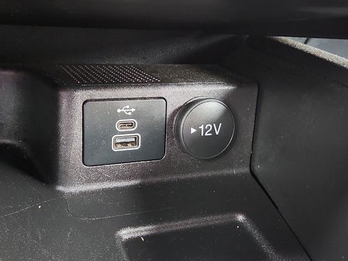 Used 2025 Ford Escape ST-Line FWD image 16