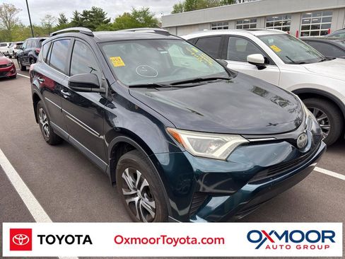 Used 2017 Toyota RAV4 LE image 1