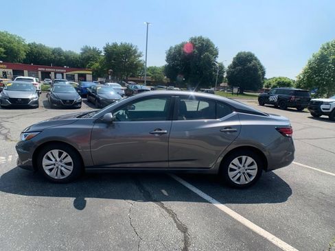 Certified 2023 Nissan Sentra S FWD image 7
