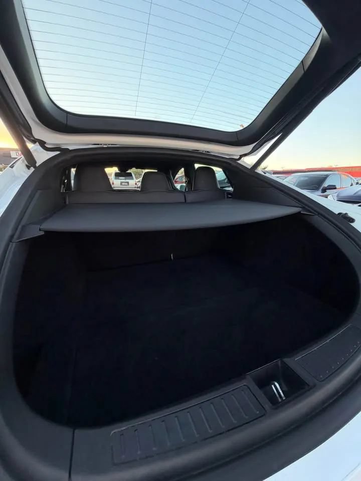 Used 2016 Tesla Model S 90D AWD/4WD image 9