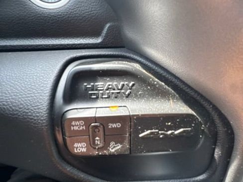 Used 2022 RAM 2500 Laramie AWD/4WD image 17