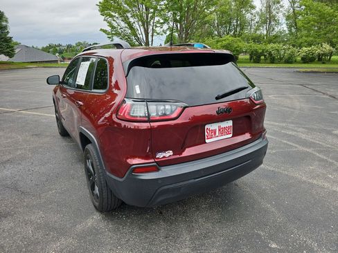 Used 2020 Jeep Cherokee Latitude Plus FWD image 3