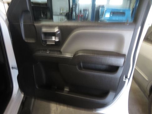 Used 2017 GMC Sierra 3500 2WD Crew Cab w/ Sierra Convenience Package image 32