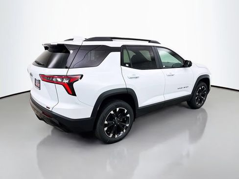 New 2026 Chevrolet Equinox RS w/ Convenience Package III FWD image 9