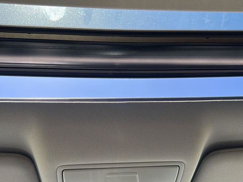 Used 2024 Acura RDX SH-AWD image 15