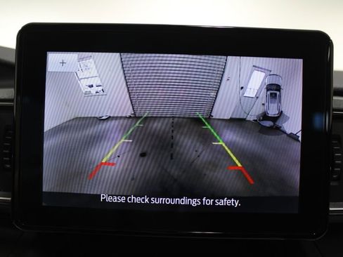 Used 2022 Ford Explorer XLT w/ Equipment Group 202A image 52