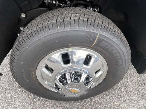 New 2026 Chevrolet Silverado 3500 LT w/ All Star Edition AWD/4WD image 9
