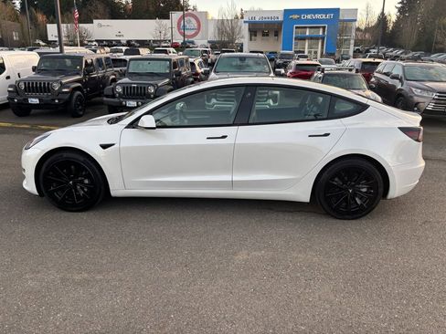 Used 2022 Tesla Model 3 Long Range image 8