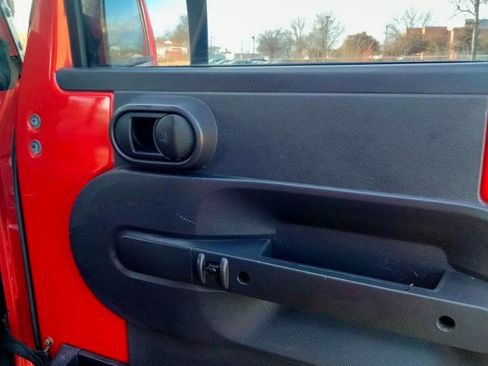 Used 2008 Jeep Wrangler Unlimited X image 18