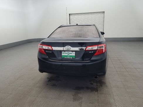 Used 2014 Toyota Camry XLE image 7