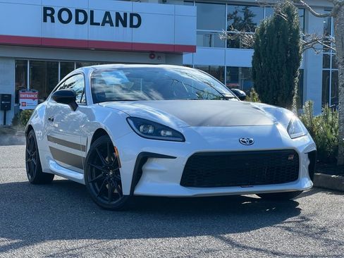 Used 2024 Toyota GR86 TRUENO Edition image 1