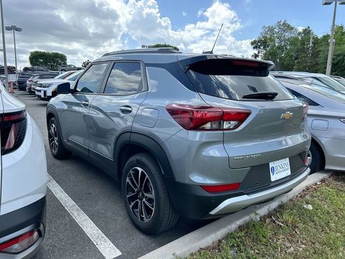 Used 2024 Chevrolet TrailBlazer LT w/ LT Cold Weather Package image 3