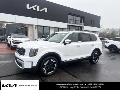 New 2025 Kia Telluride S