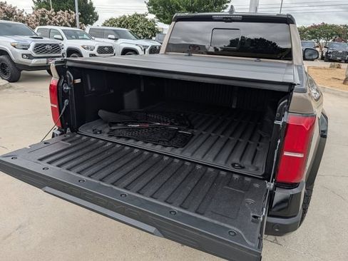 Certified 2025 Toyota Tacoma TRD Pro AWD/4WD image 30