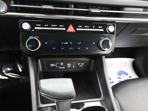 Certified 2025 Hyundai Tucson SEL image 18