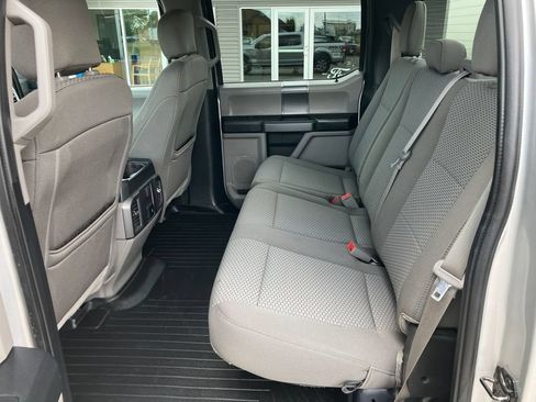 Used 2019 Ford F150 XLT w/ Equipment Group 302A Luxury AWD/4WD image 13