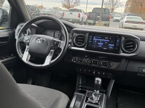 Used 2018 Toyota Tacoma SR5 image 27
