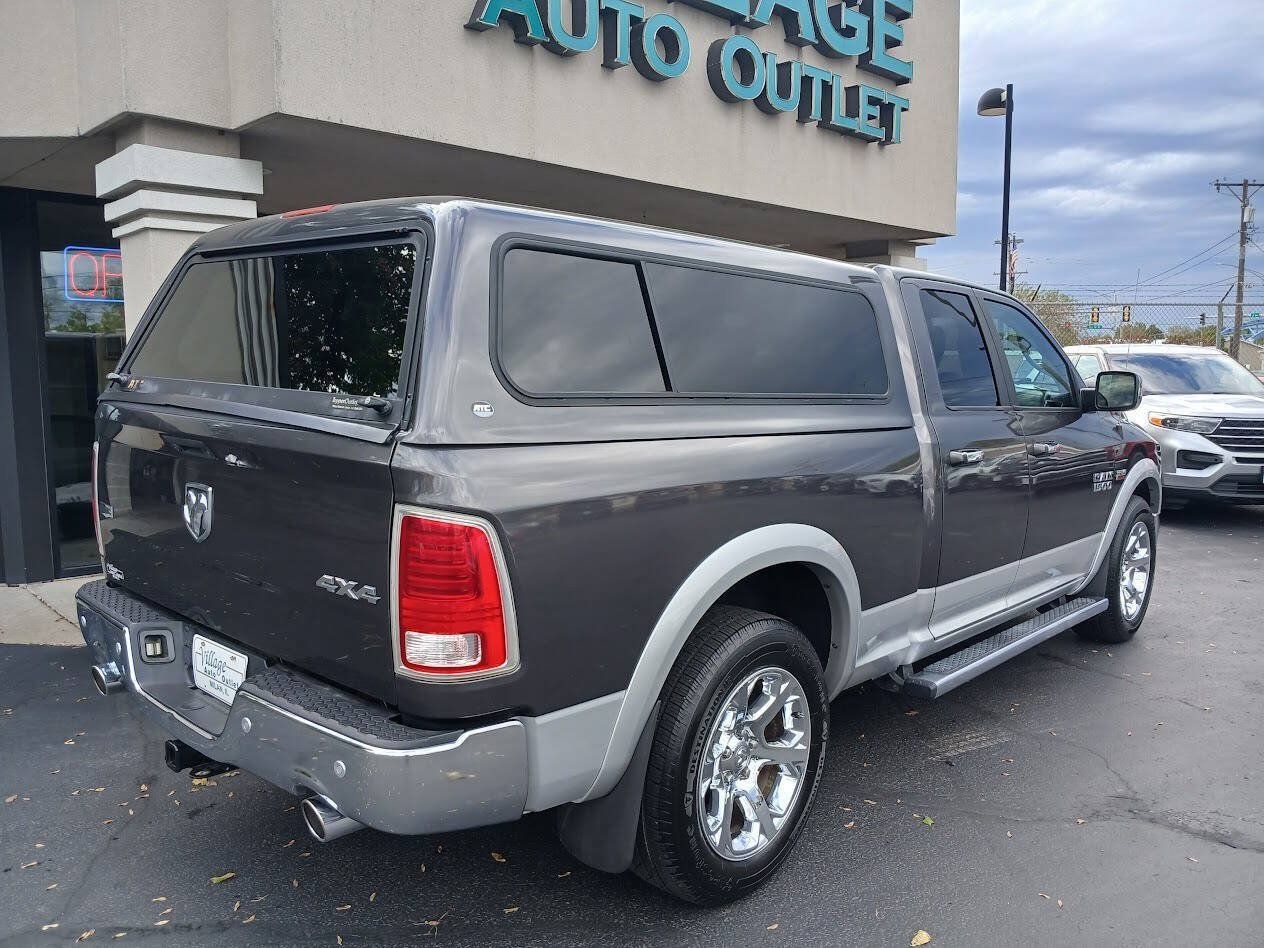 Used 2017 RAM 1500 Laramie w/ Convenience Group AWD/4WD image 7