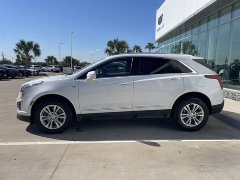 Used 2023 Cadillac XT5 Luxury w/ LPO, Floor Liner Package image 4