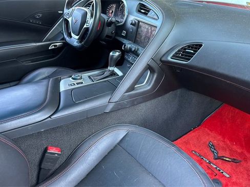 Used 2017 Chevrolet Corvette Stingray Coupe image 14
