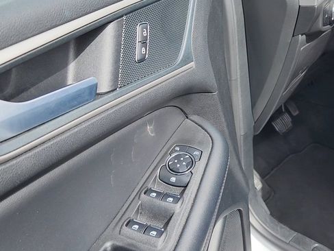 Certified 2024 Ford Edge SEL image 8