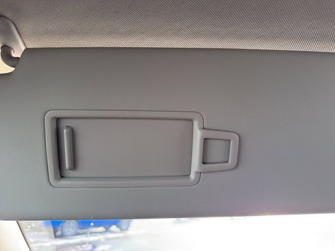 Used 2024 Volkswagen Atlas SE image 23