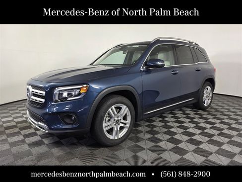 Used 2023 Mercedes-Benz GLB 250 image 1