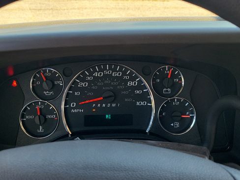 New 2025 GMC Savana 3500 w/ Power Convenience Package image 21