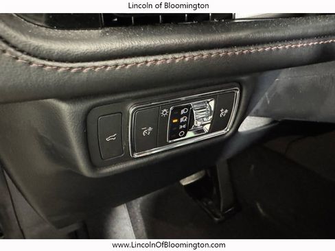 Certified 2022 Lincoln Aviator Reserve w/ Equipment Group 201A AWD/4WD image 40