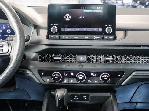 Used 2023 Honda Accord EX image 15