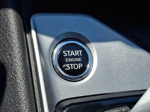 Used 2025 Nissan Altima 2.5 SV FWD image 23