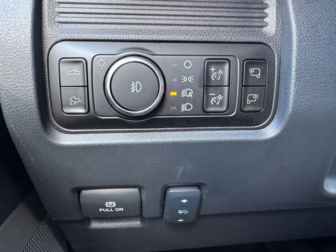 New 2026 Ford F250 Lariat w/ FX4 Off-Road Package image 40