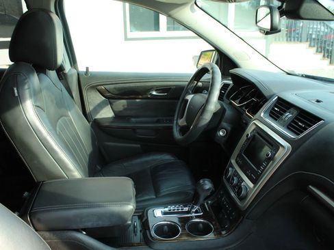 Used 2016 GMC Acadia Denali image 32