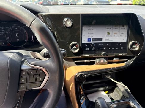 Used 2023 Lexus NX 350 AWD image 4