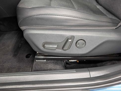 Certified 2023 Kia Niro SX Touring FWD image 43