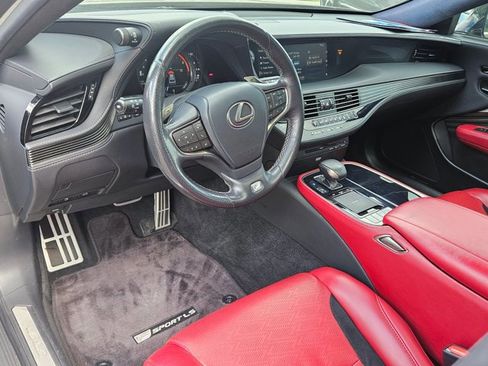 Used 2018 Lexus LS 500 F Sport w/ Accessory Package (Z2) image 10