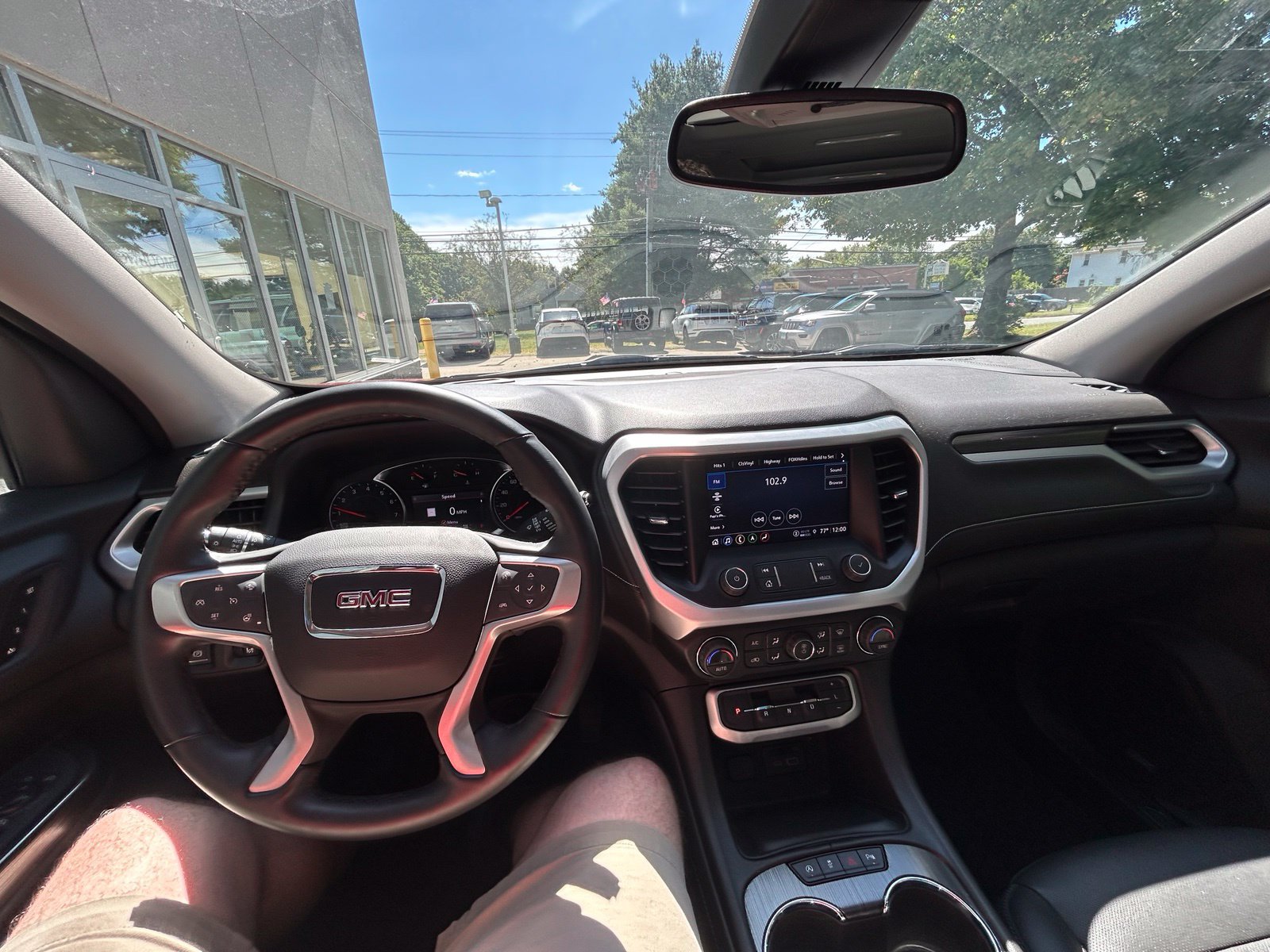 Used 2023 GMC Acadia SLT w/ Elevation Edition AWD/4WD image 18