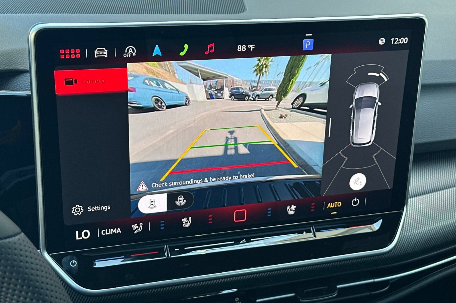 New 2026 Volkswagen GTI SE FWD image 17