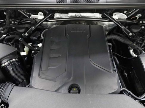 Certified 2025 Audi Q5 Premium Plus w/ Premium Plus image 39