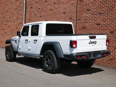 Used 2023 Jeep Gladiator Rubicon w/ Cold Weather Group AWD/4WD image 3