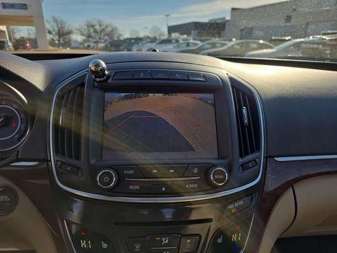 Used 2015 Buick Regal Premium image 24