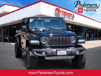 Used 2025 Jeep Gladiator Mojave w/ Convenience Group AWD/4WD video 1