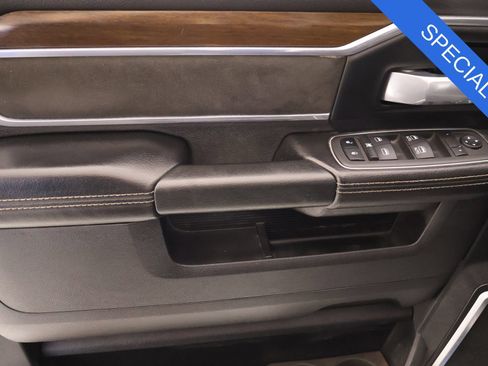 Used 2022 RAM 2500 Laramie AWD/4WD image 16