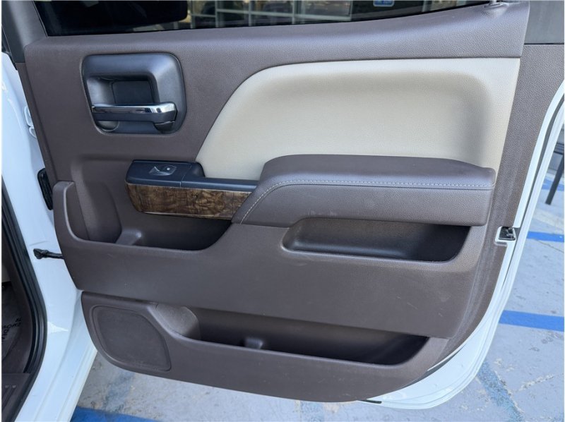 Used 2017 Chevrolet Silverado 1500 LT w/ All Star Edition RWD image 24