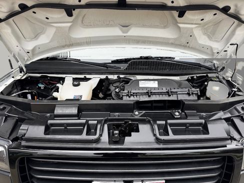 Used 2021 GMC Savana 2500 RWD image 13