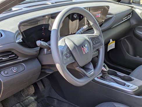 New 2025 Buick Envista Preferred w/ Advanced Safety Package image 3