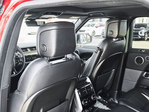 Used 2019 Land Rover Range Rover Sport Supercharged AWD/4WD image 16