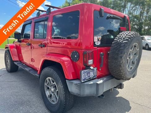 Used 2017 Jeep Wrangler Unlimited Rubicon AWD/4WD image 11