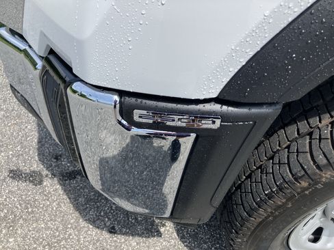 New 2025 GMC Sierra 2500 Pro w/ Convenience Package image 2